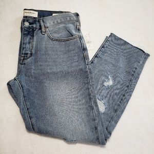 PACSUN : Distressed Girlfriend Jeans